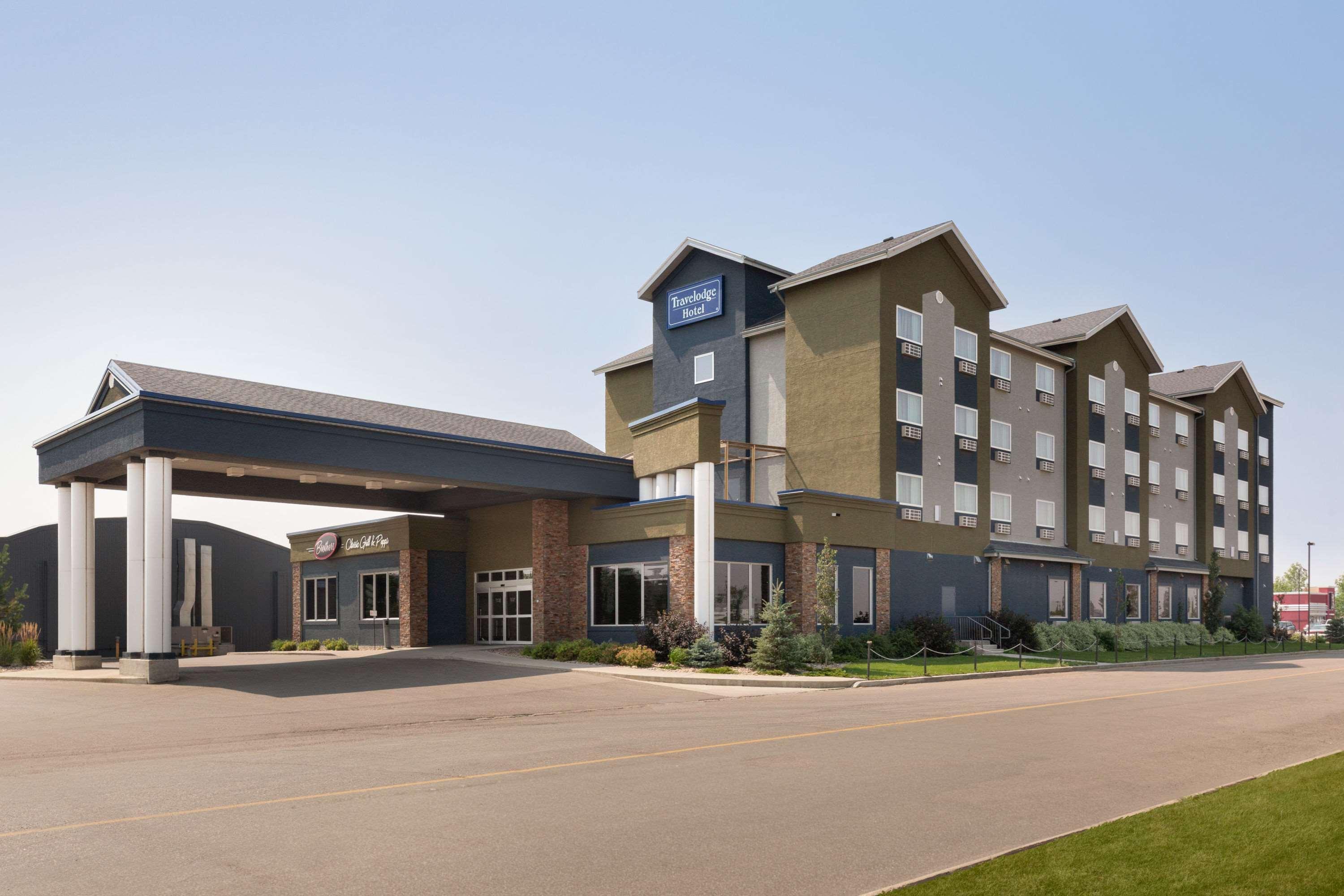 Travelodge Hotel By Wyndham Weyburn Luaran gambar