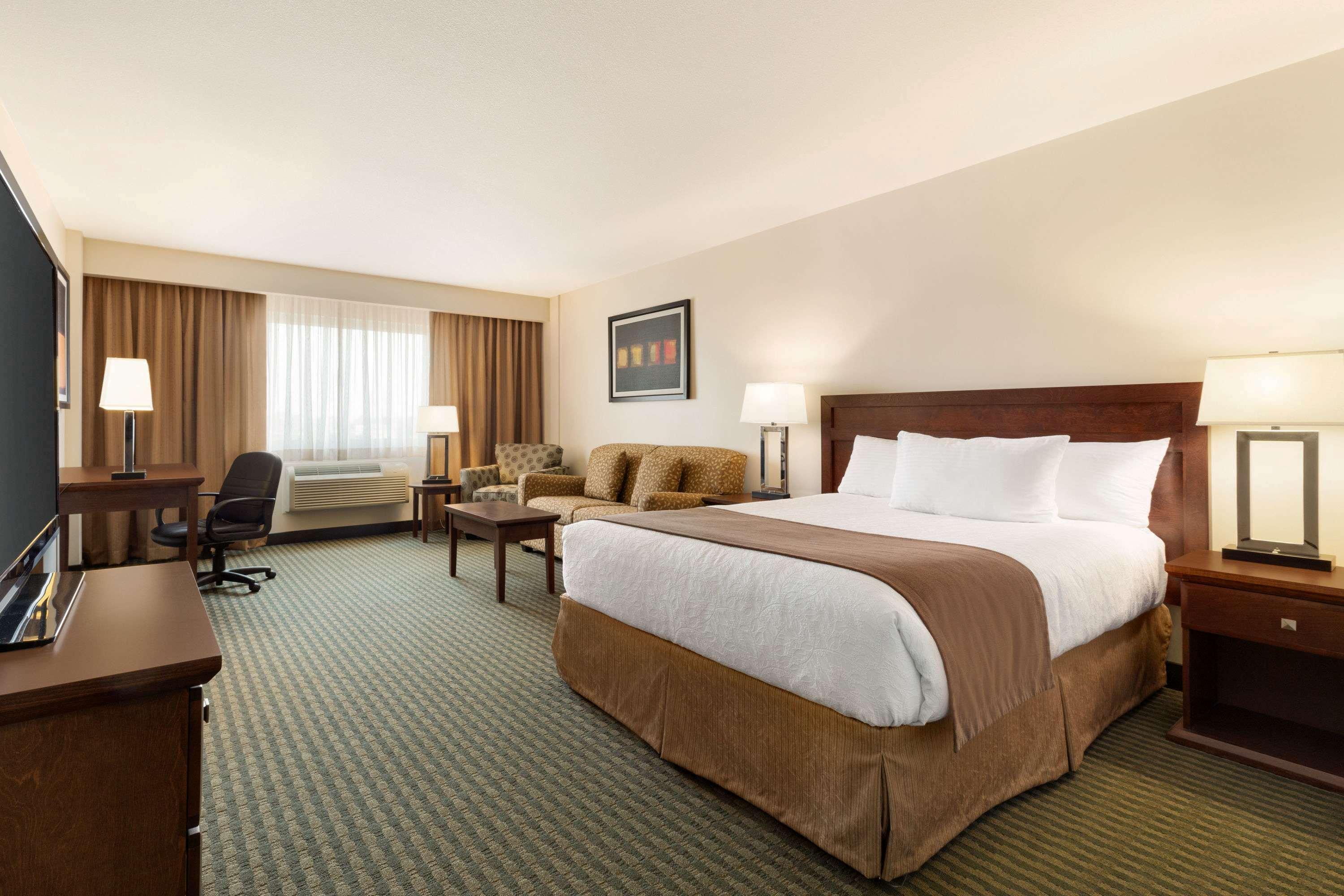 Travelodge Hotel By Wyndham Weyburn Luaran gambar