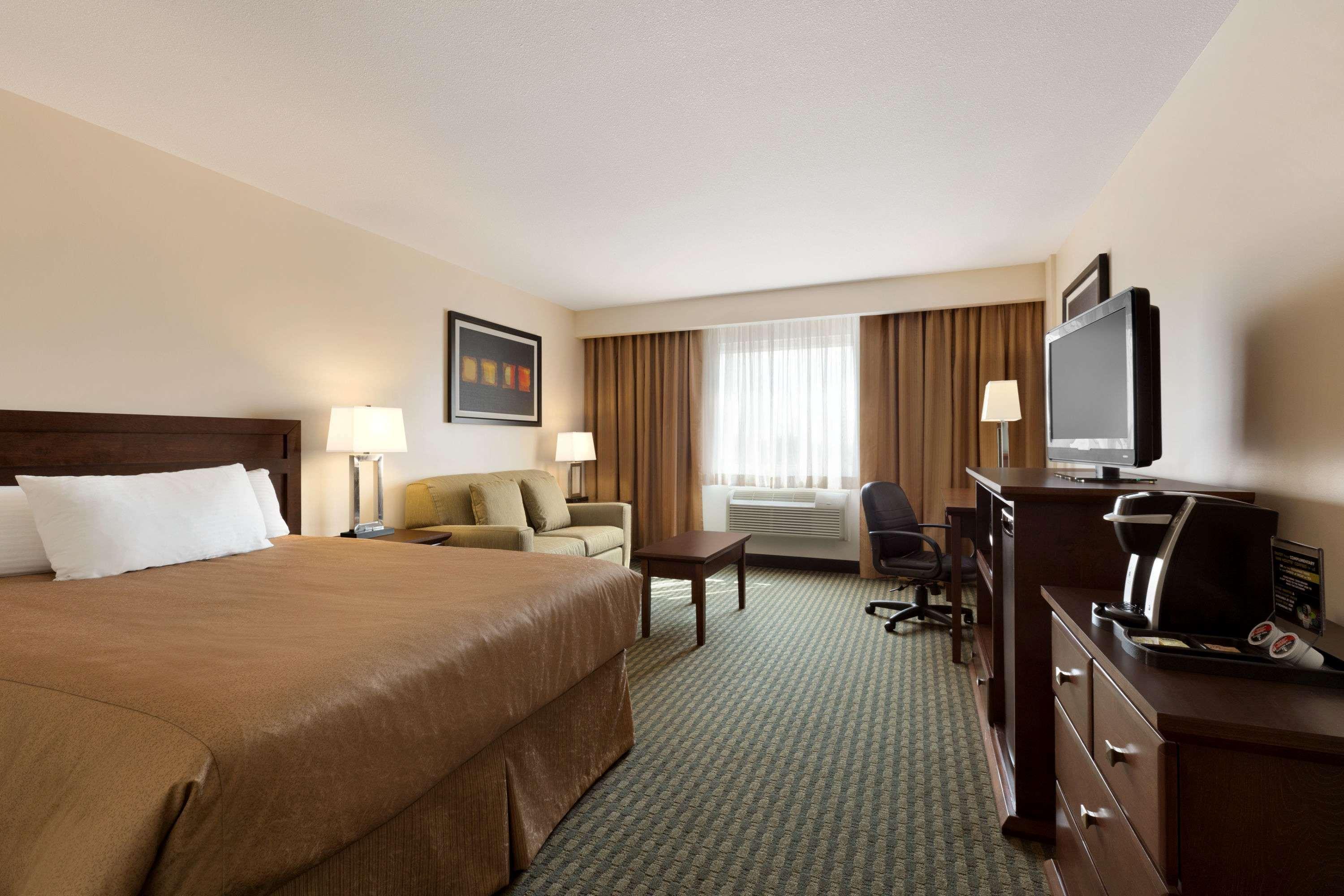 Travelodge Hotel By Wyndham Weyburn Luaran gambar